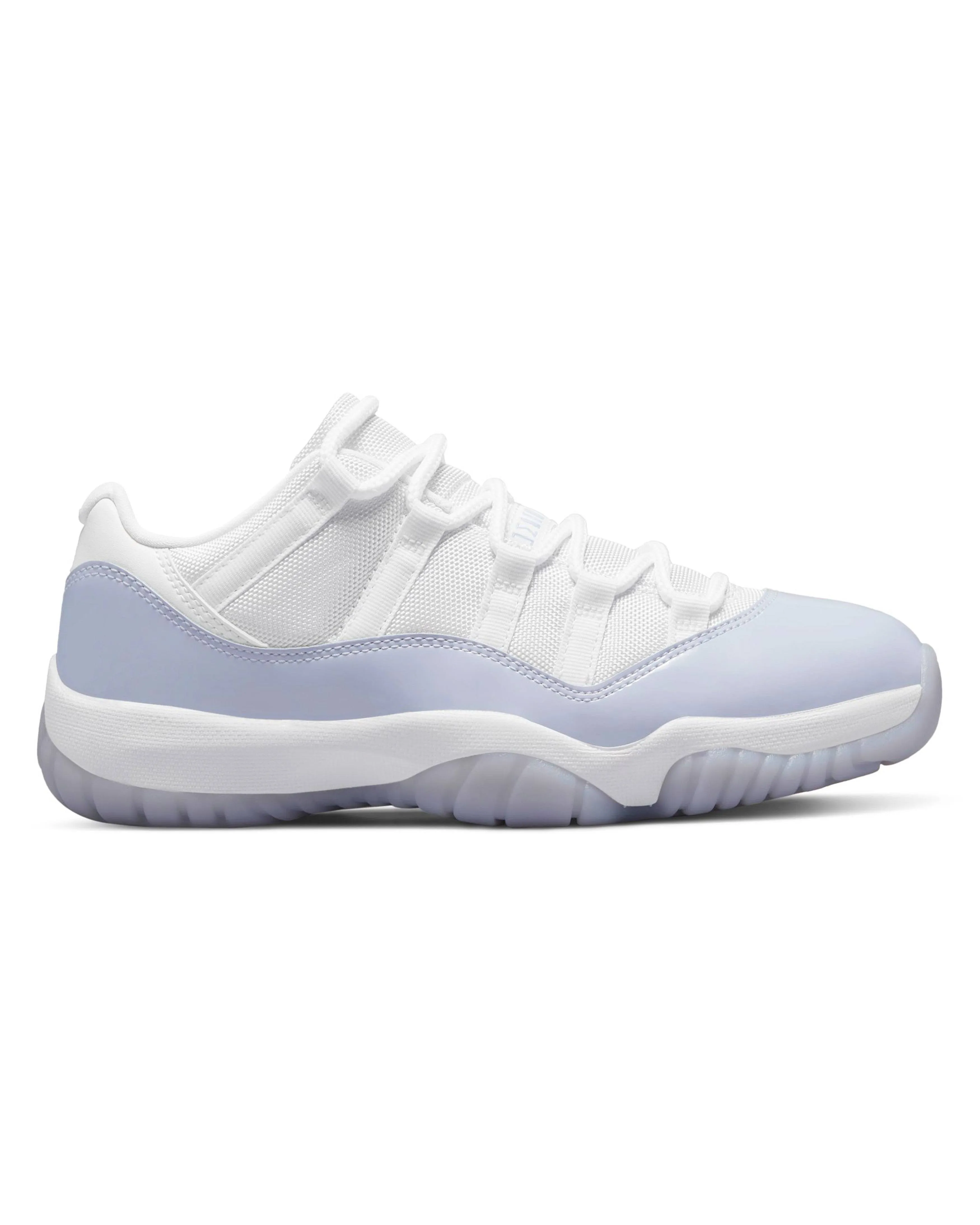 Air Jordan 11 Retro Low 'Pure Violet'