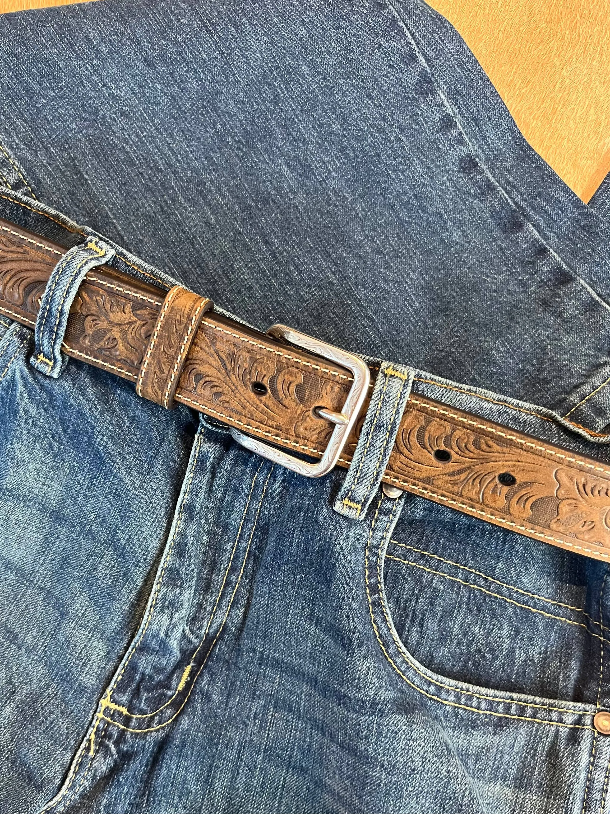 Nocona Floral Embossed Strap Belt 32 Brown