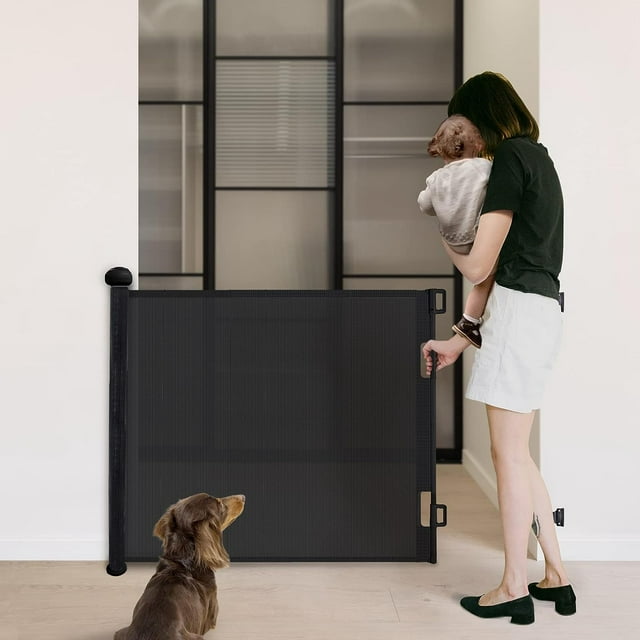 Petgod Retractable Baby Gate, Upgraded Lockable Mesh Dog Gate Tall 34, Extends up ...