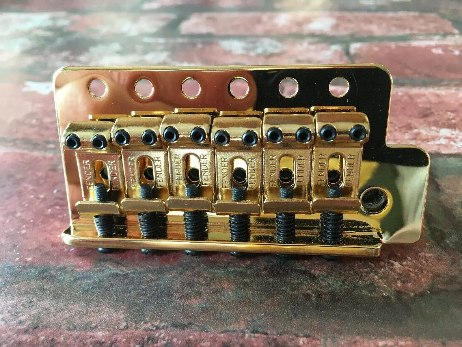 Fender Vintage-Style Standard Series Stratocaster Bridge