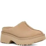 Ugg New Heights Clog in Sand