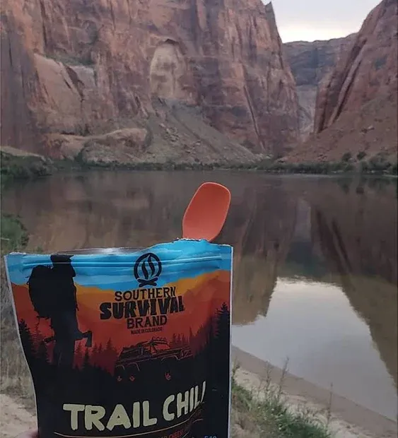 Southern Survival Trail Chili Freeze Dried Food Backpacking Camping Hiking Food Home Meals Survival Emergency Food 10-Year Shelf Life Long Term Food Storage