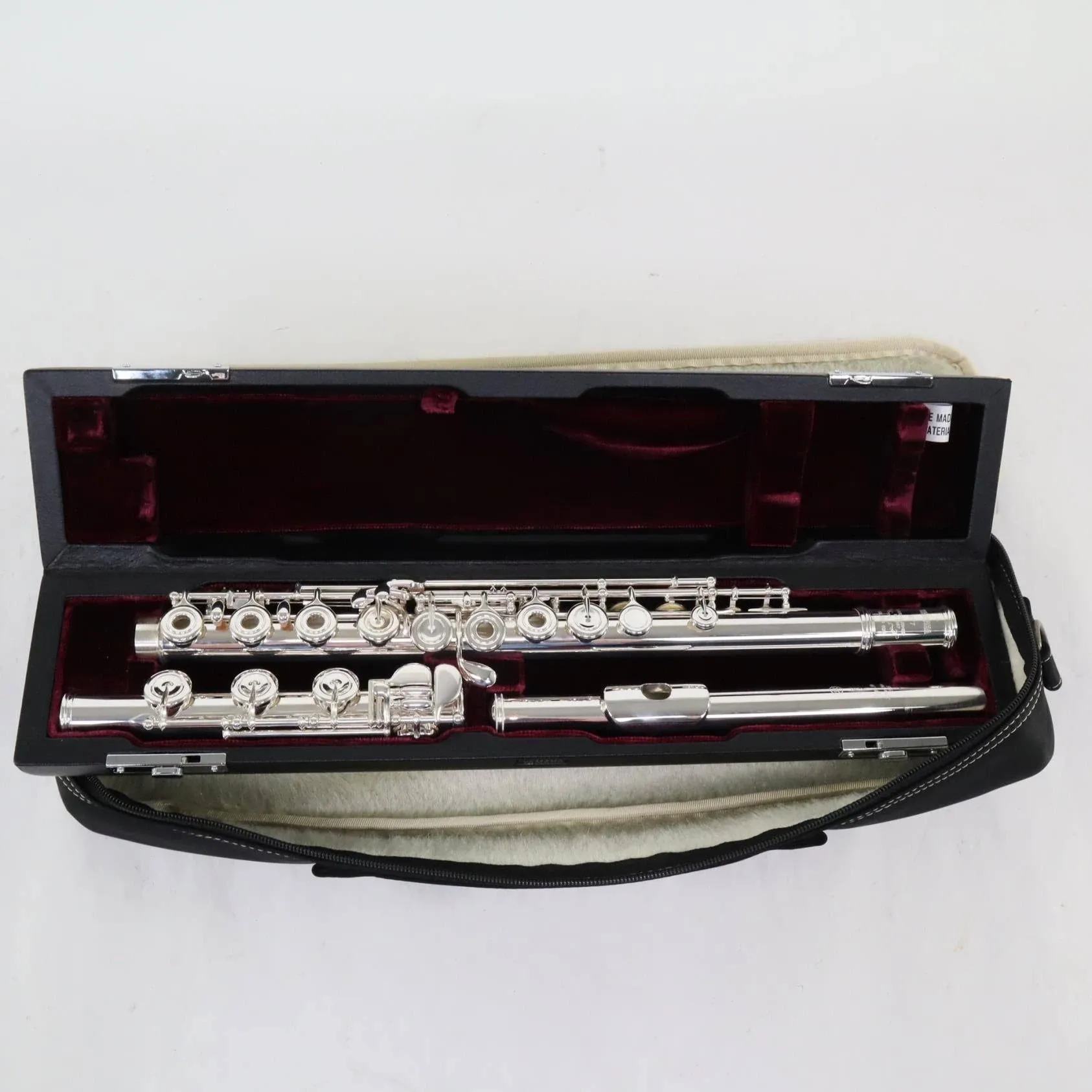 Yamaha Model YFL-677HCT Professional Flute BRAND NEW