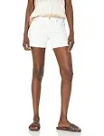 Levi&#039;s | Mid Length Women&#039;s Shorts | Realry