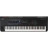 Yamaha Montage M8x Flagship Synthesizer Deluxe Package