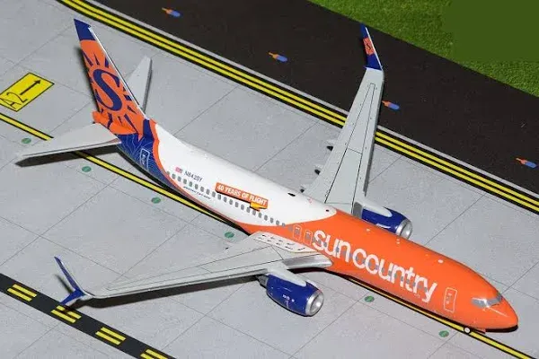 Boeing 737-800 Commercial Aircraft &#034;Sun Country Airlines&#034; Orange and White &#034;Gemi