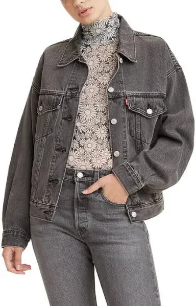 Levis Buttoned-up Denim Jacket