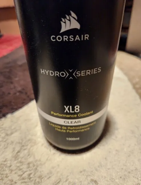 Corsair Hydro X Series XL8 Performance PC Coolant, 1 Liter, Clear