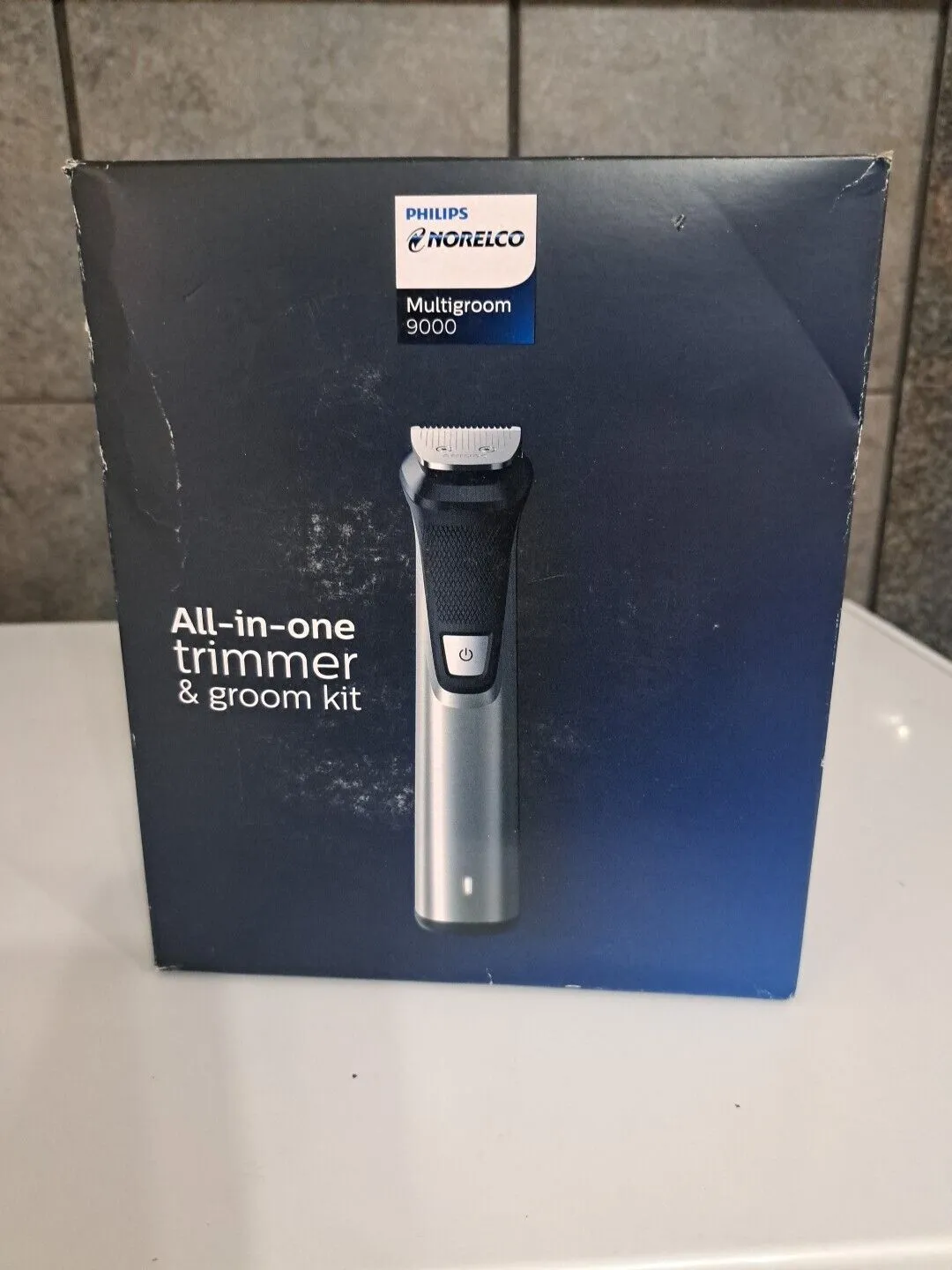 Philips Norelco MultiGroom 9000 Mens All in One Groom Kit & Trimmer MG7791/40