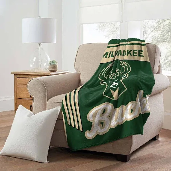 NORTHWEST NBA Milwaukee Bucks 46" x 60" Microfiber Throw Blanket