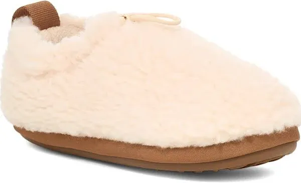 UGG | Kids&#039; Plushy Recycled Polyester Fleece Slipper in Natural /Chestnut at Nordstrom Rack | Realry