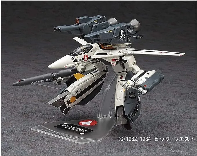 Hasegawa 1/72 The Super Dimension Fortress Macross Series No.26 VF-1S/A Strike/Super Gerwalk Valkyrie