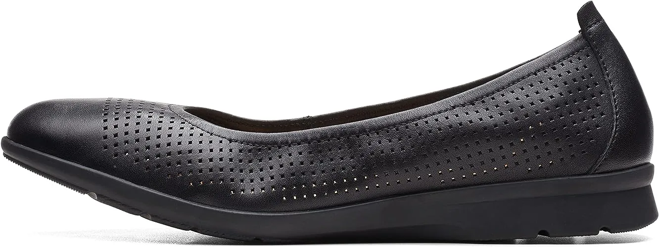 Clarks Women's Jenette Ease Ballet Flat