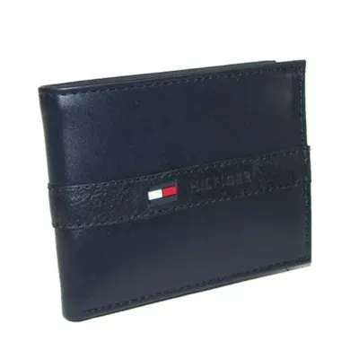 Tommy Hilfiger Men's Leather Ranger Passcase Bifold Wallet, Navy Blue