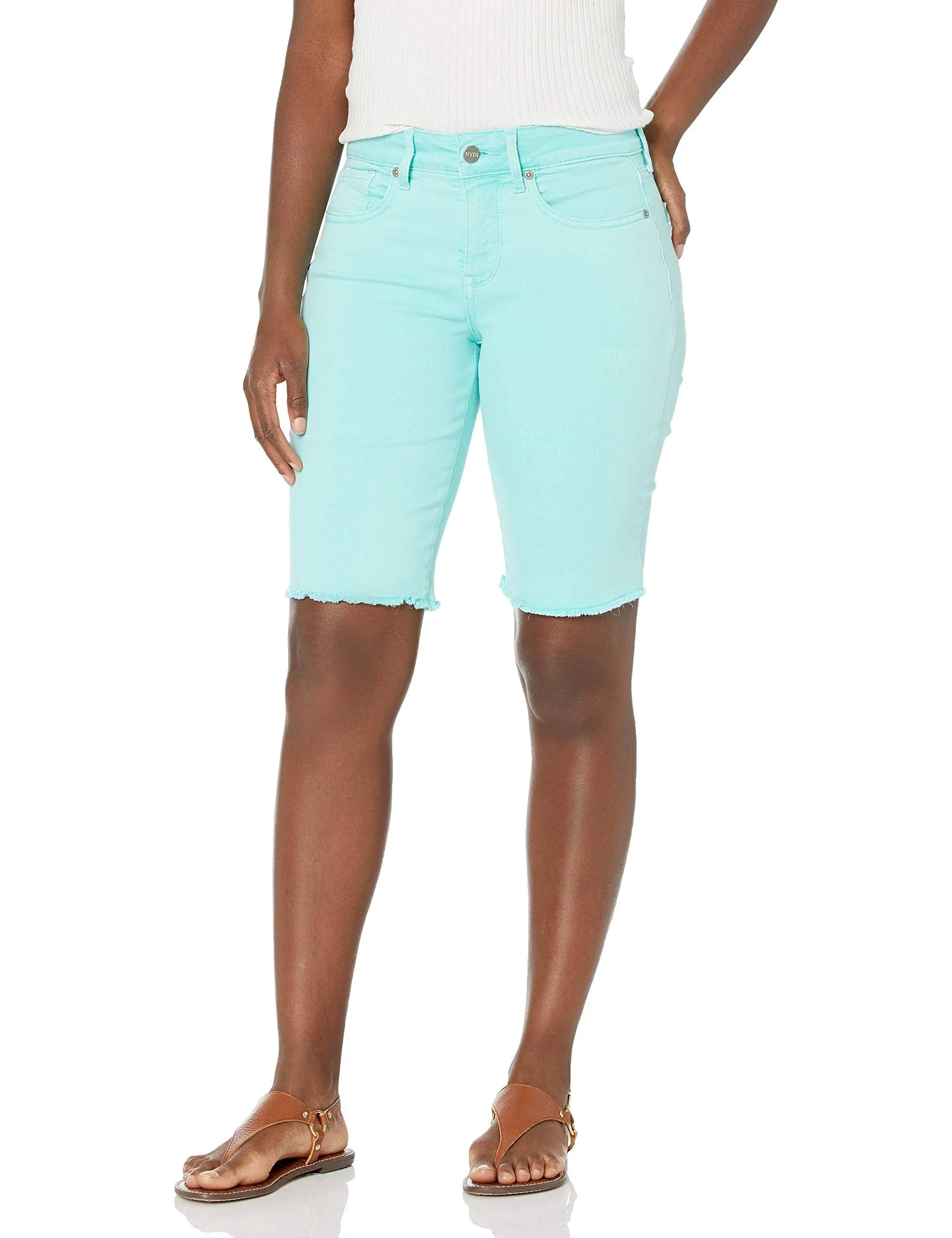 Briella shorts with fray hem