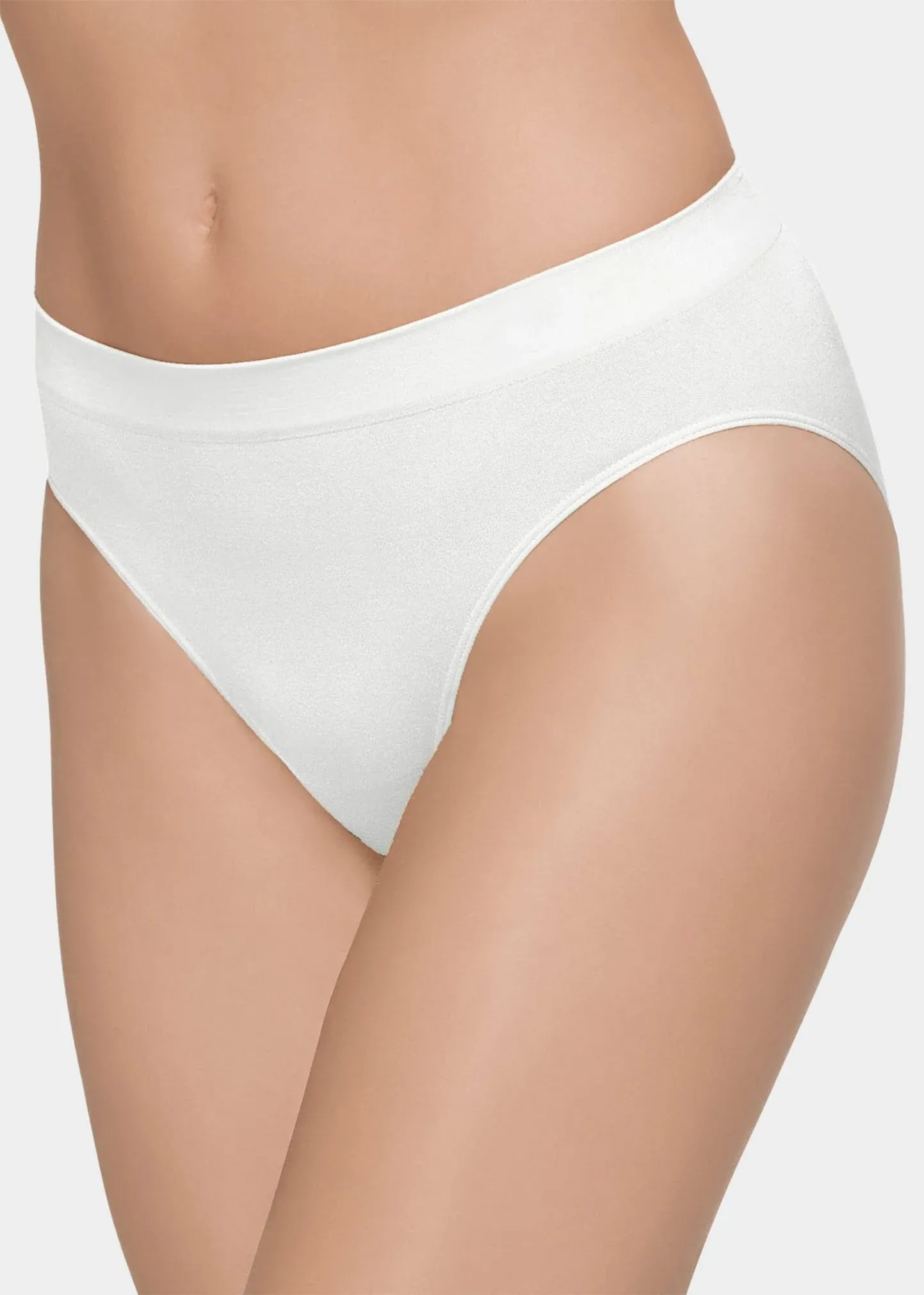 Wacoal Women's B-Smooth Hi-Cut Brief