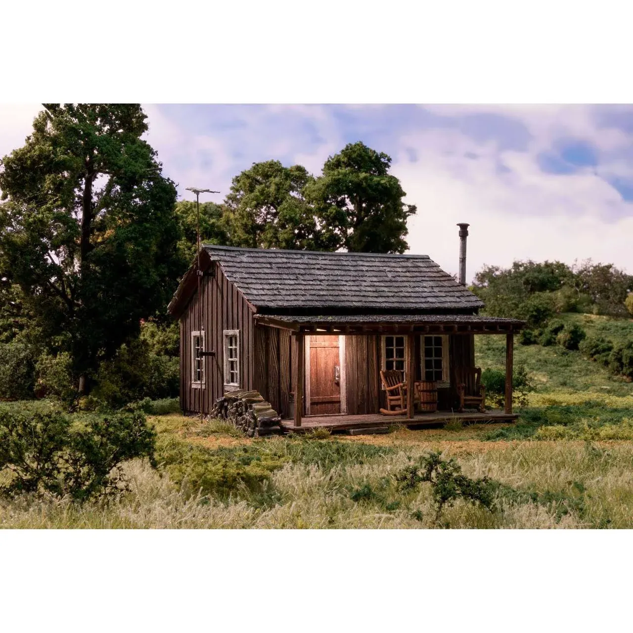 Woodland Scenics HO Scale: Rustic Cabin