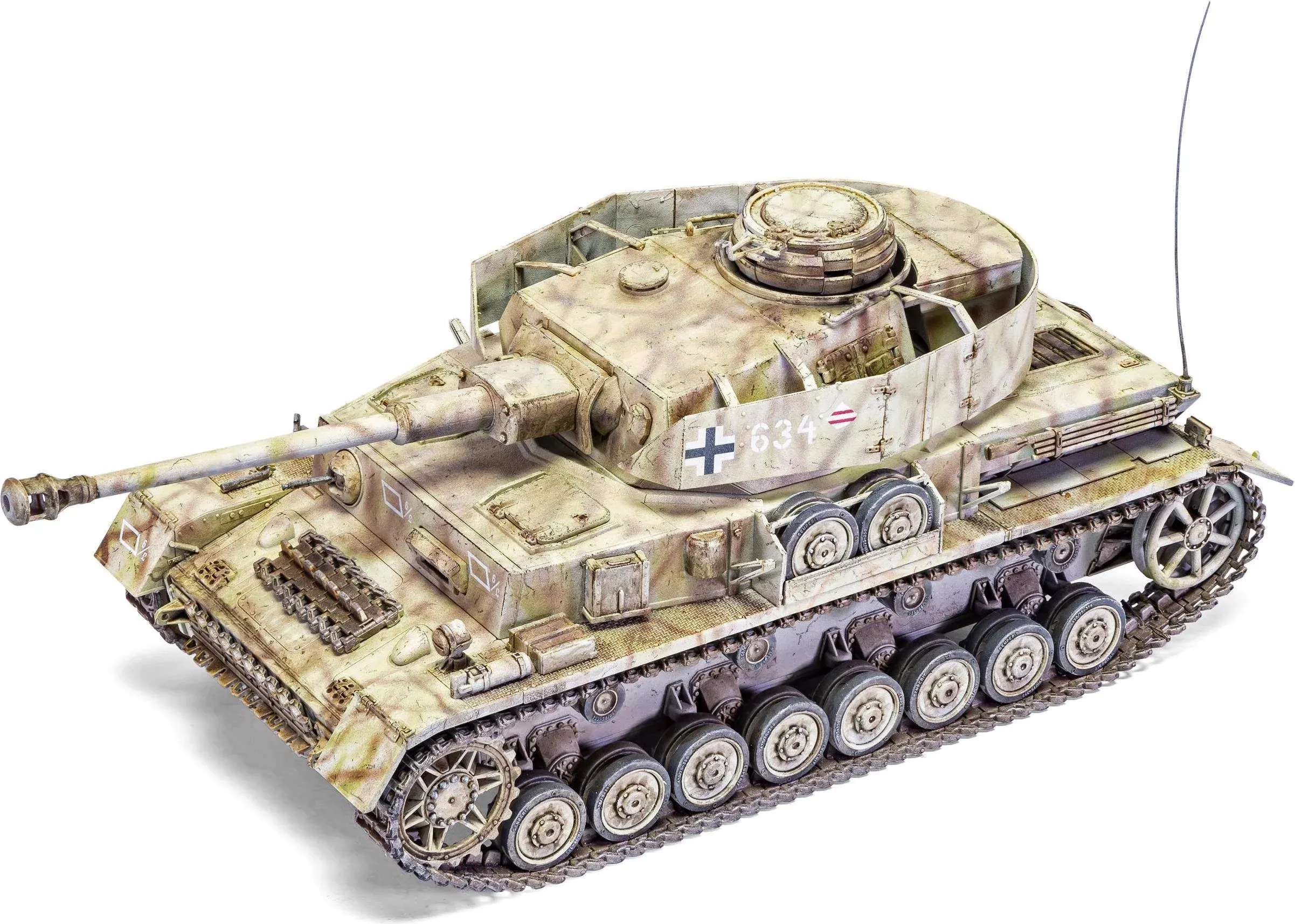 Airfix WWII Panzer IV Ausf. H. Mid Version 1:35 Military Tank Plastic Model Kit A1351