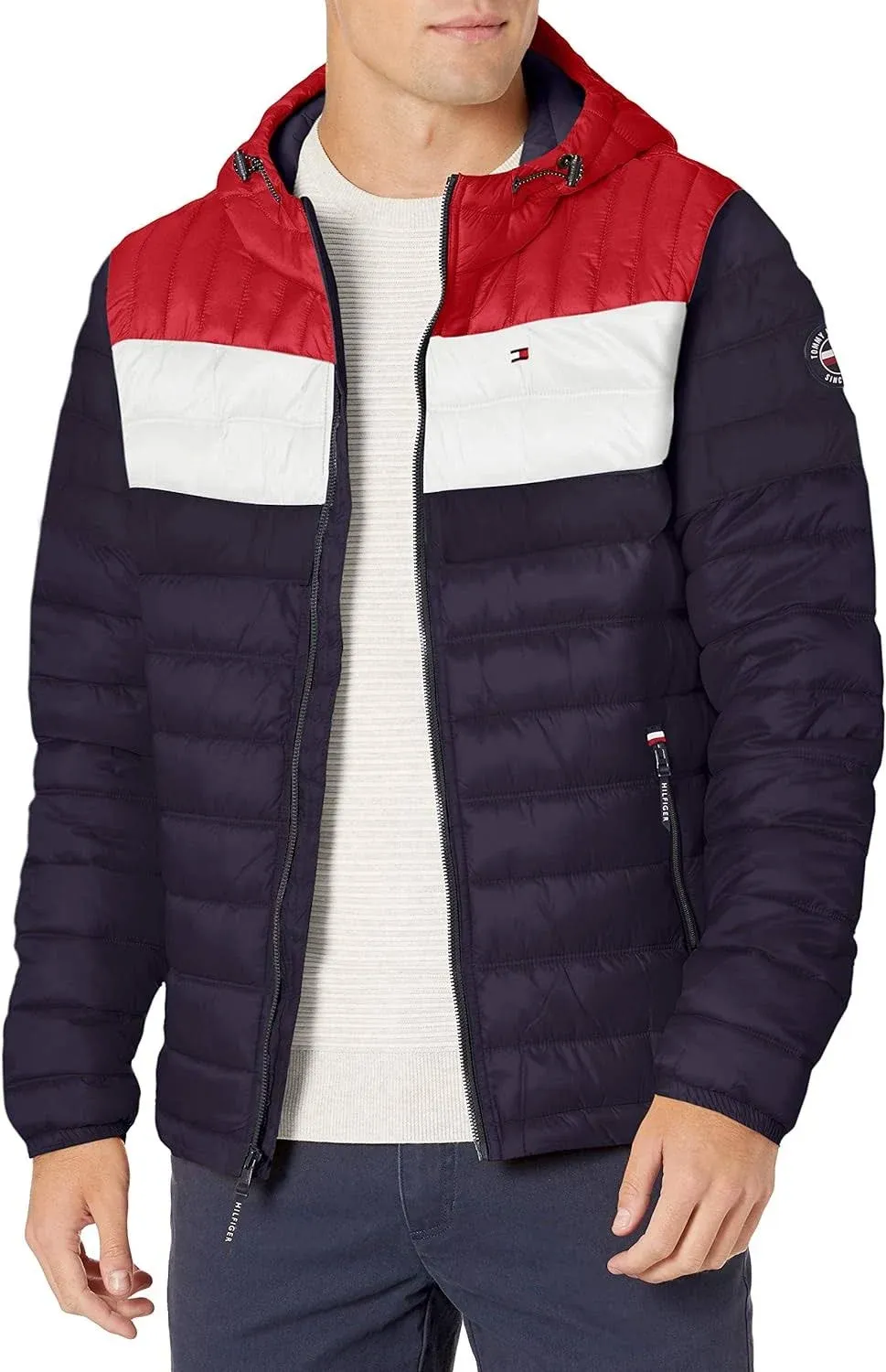 Tommy Hilfiger hooded packable puffer jacket. Size Men’s Medium