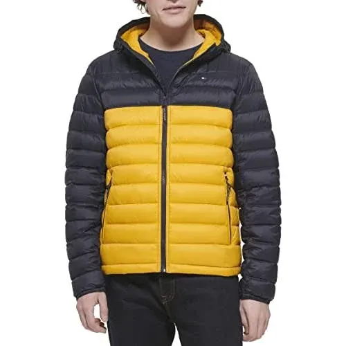 Tommy Hilfiger Men's Water Resistant Ultra Loft Filled Hooded Puffer Jacket