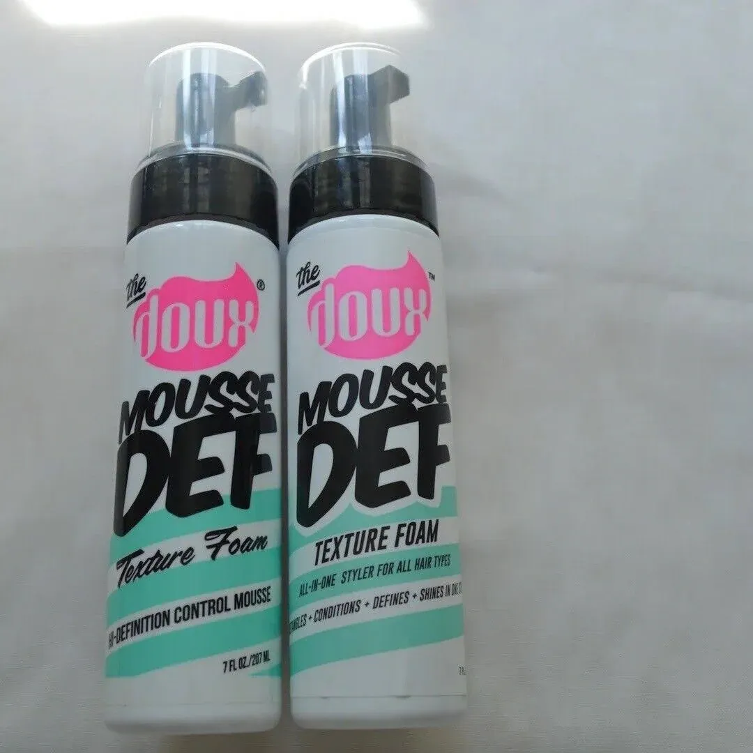 The Doux Mousse Define Texture Foam 7 Oz.