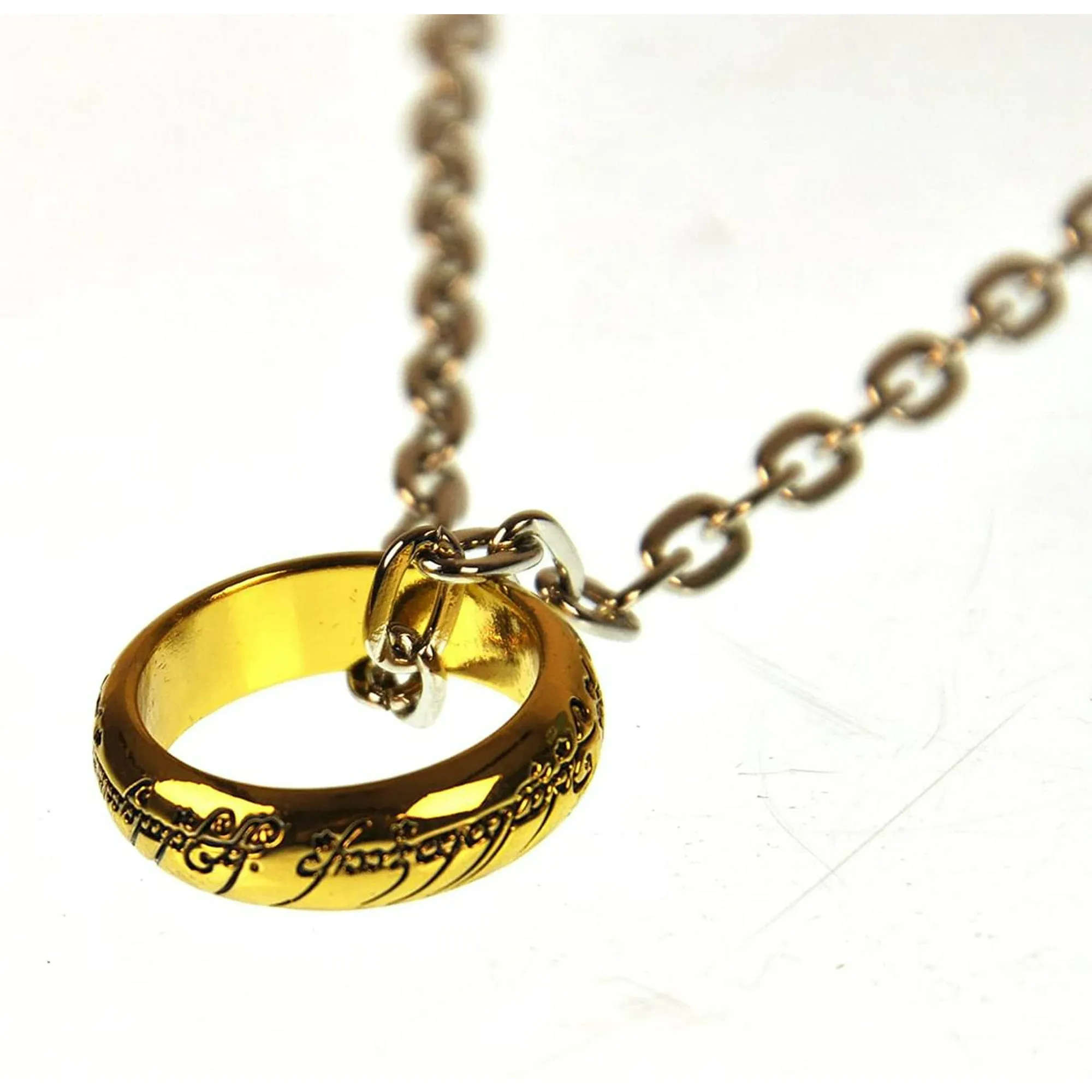 Lord of The Rings: The One Ring Necklace with pouch Great Gift Nobel Collection