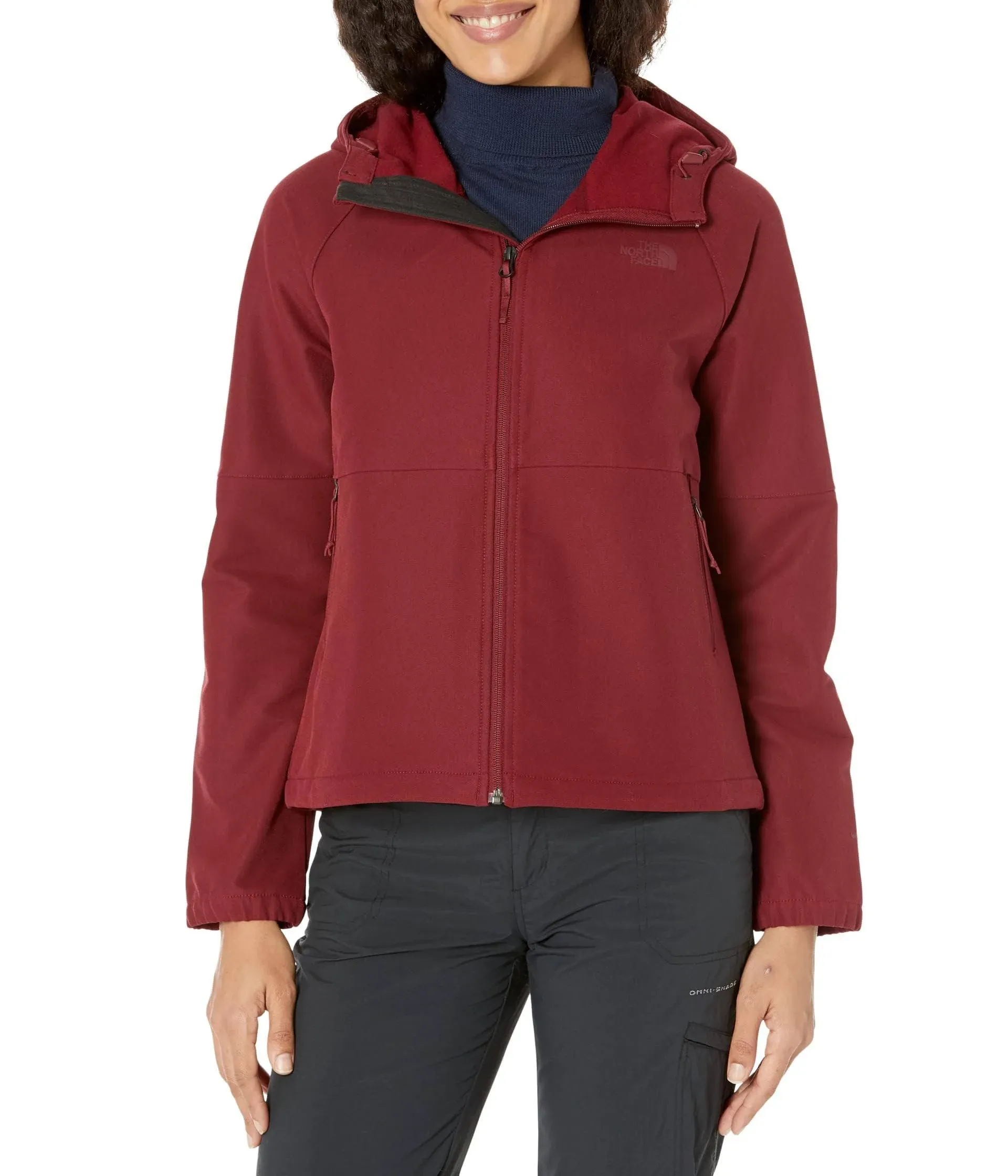 The North Face Camden Softshell Hoodie Women's Clothing Cordovan Dark : MD